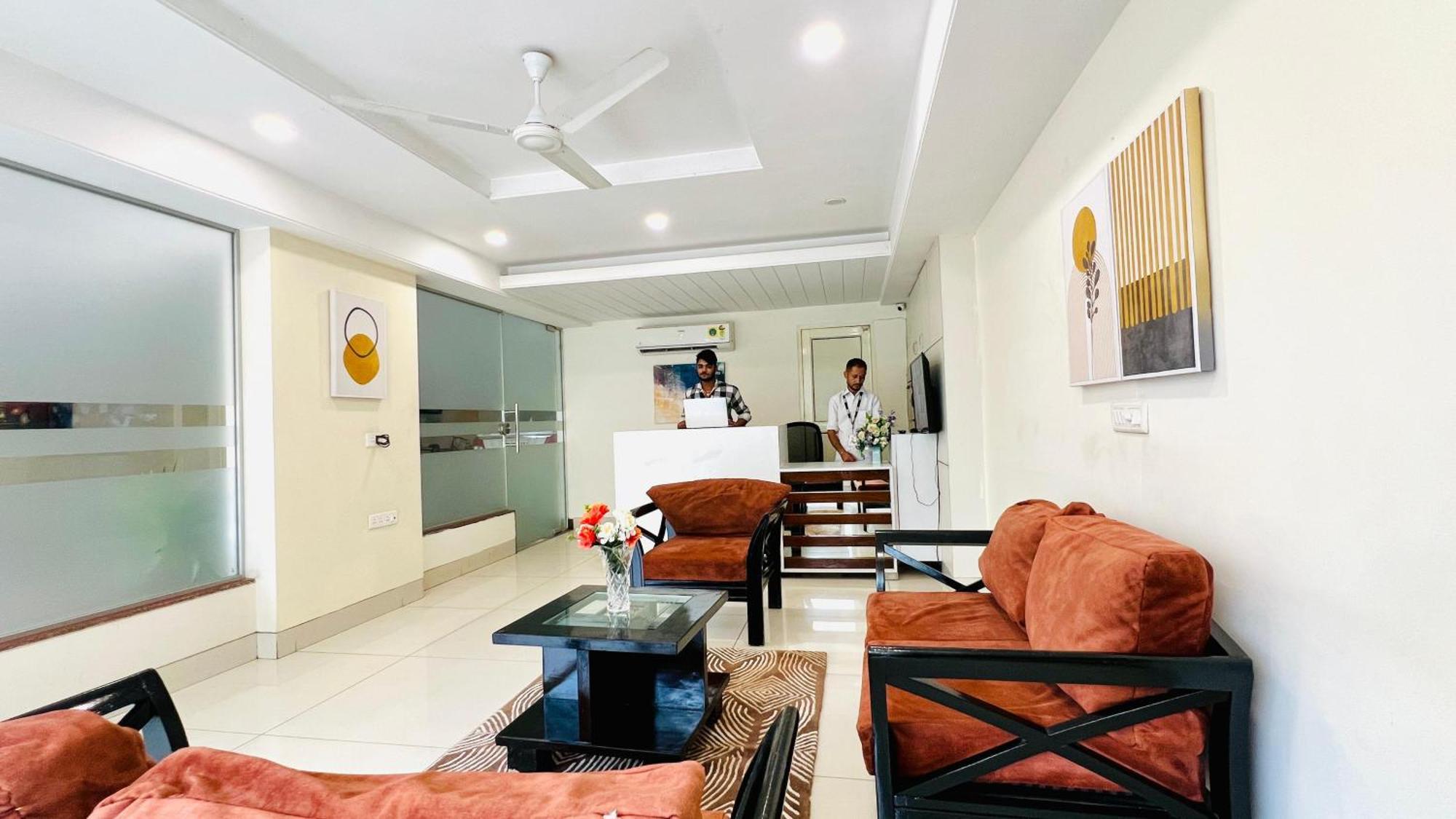 Bluo Studio5 Golf Course Road - Gym, Terrace Garden Gurgaon Exterior photo